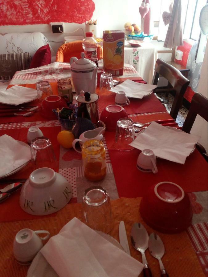 B&B Le Calegare Diano Castello Luaran gambar