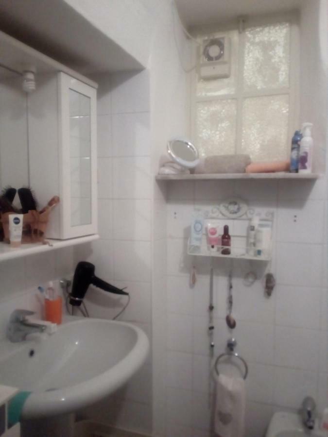 B&B Le Calegare Diano Castello Luaran gambar