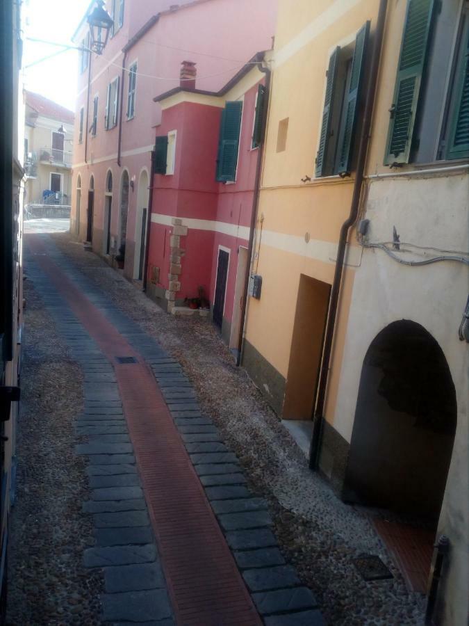 B&B Le Calegare Diano Castello Luaran gambar